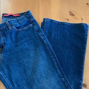 Women’s jeans